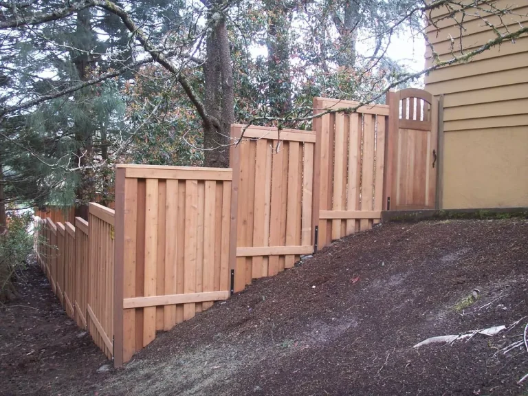 Find the Best Fence Contractors in West Hartford for Your Property